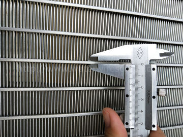 Wear Resistant Wedge Wire Screen Panels For Liquid / Solid Filtration